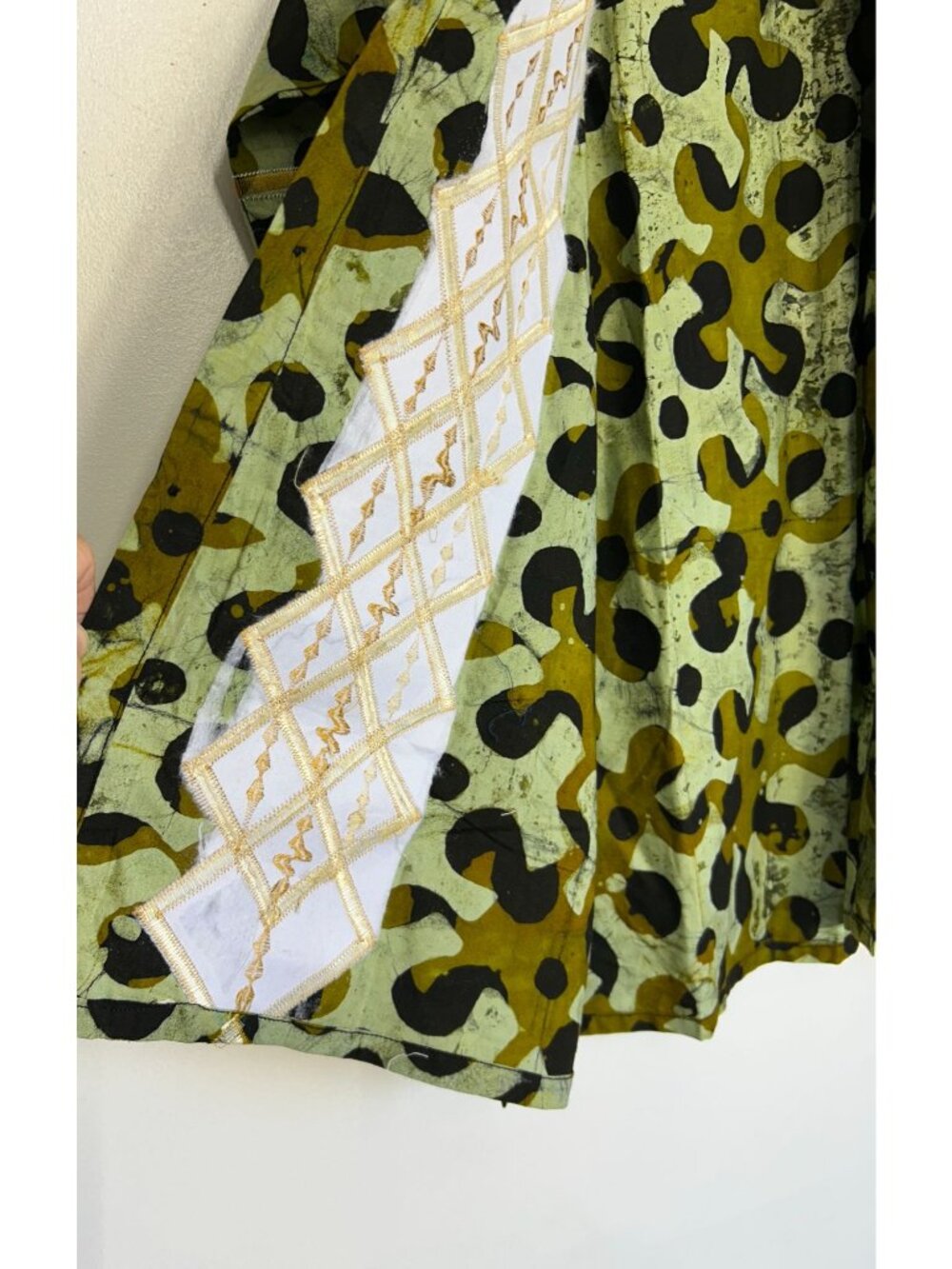 Men's Multicolor Short Sleeve Abstract Batik Cuban Style Button Up Shirt - Sz XL - Picture 3 of 8